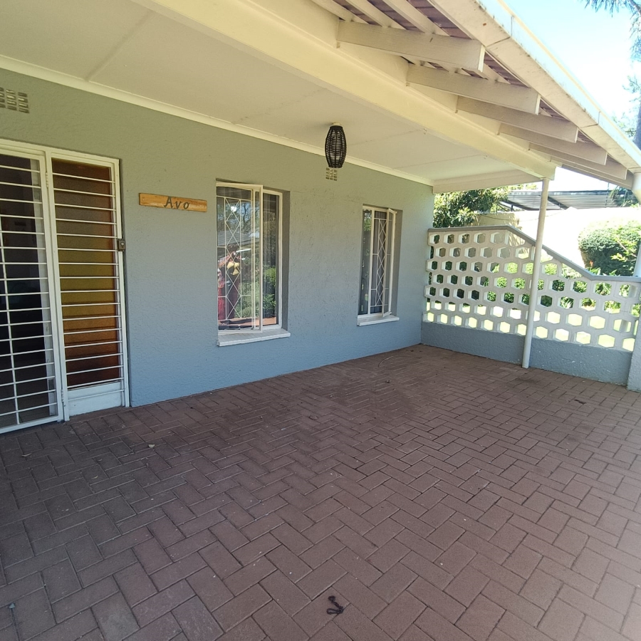 To Let 2 Bedroom Property for Rent in Fairland Gauteng