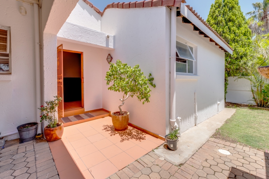 3 Bedroom Property for Sale in Sunninghill Gauteng