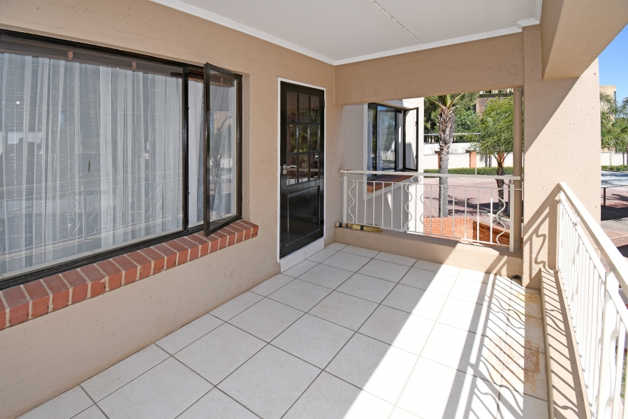 2 Bedroom Property for Sale in Sunninghill Gauteng