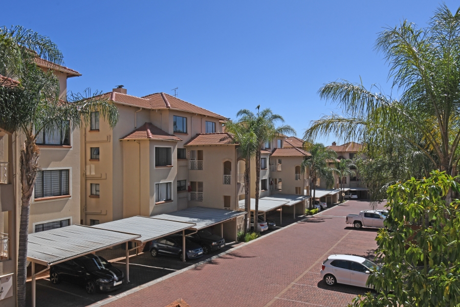 2 Bedroom Property for Sale in Sunninghill Gauteng