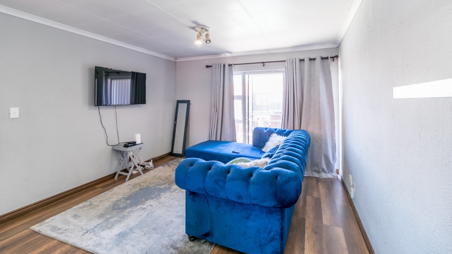 2 Bedroom Property for Sale in Vorna Valley Gauteng