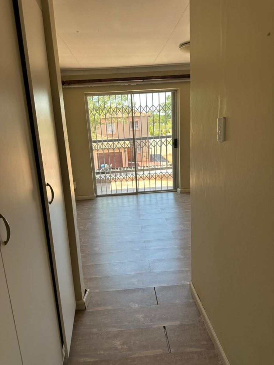 3 Bedroom Property for Sale in Annlin Gauteng