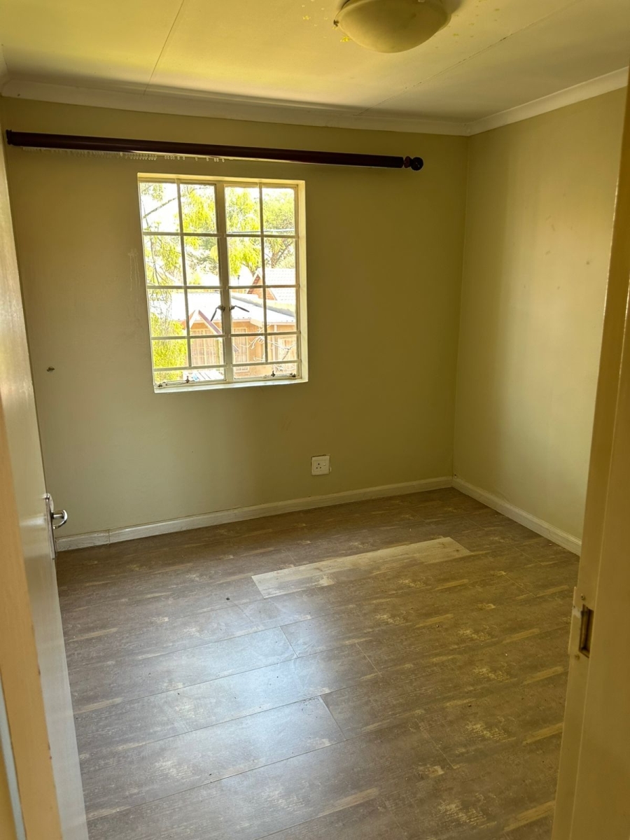 3 Bedroom Property for Sale in Annlin Gauteng