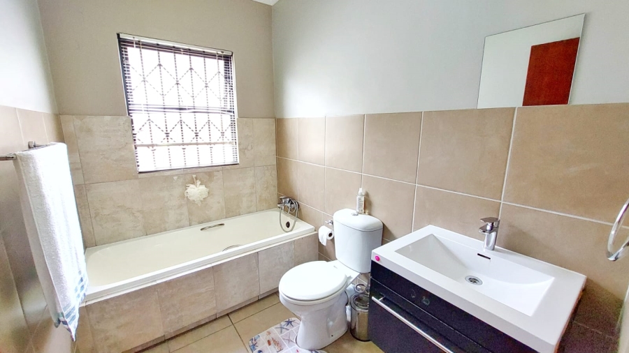 3 Bedroom Property for Sale in Summerset Gauteng