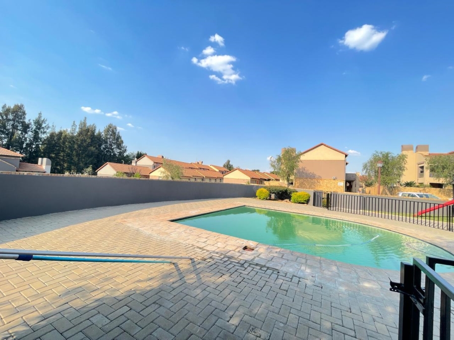 To Let 3 Bedroom Property for Rent in Carlswald Gauteng