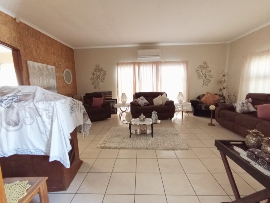 To Let 3 Bedroom Property for Rent in Ravensklip Gauteng