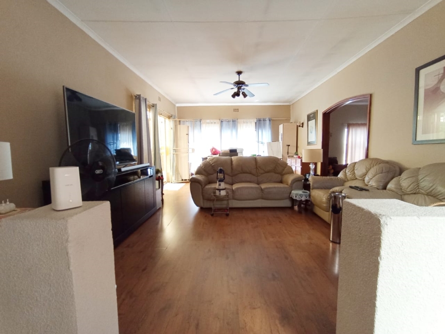 To Let 3 Bedroom Property for Rent in Ravensklip Gauteng