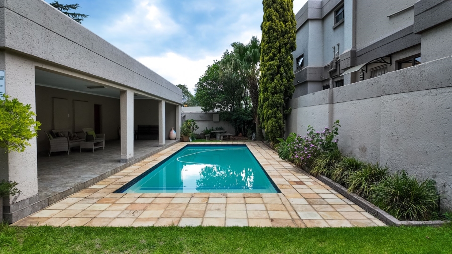 3 Bedroom Property for Sale in Morningside Manor Gauteng