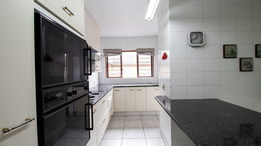 3 Bedroom Property for Sale in Morningside Manor Gauteng