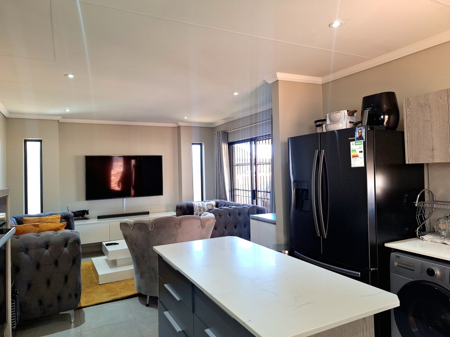 3 Bedroom Property for Sale in Lion Pride Gauteng