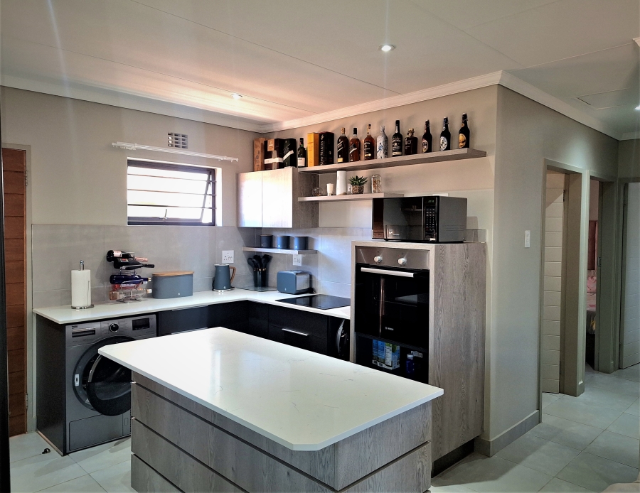 3 Bedroom Property for Sale in Lion Pride Gauteng