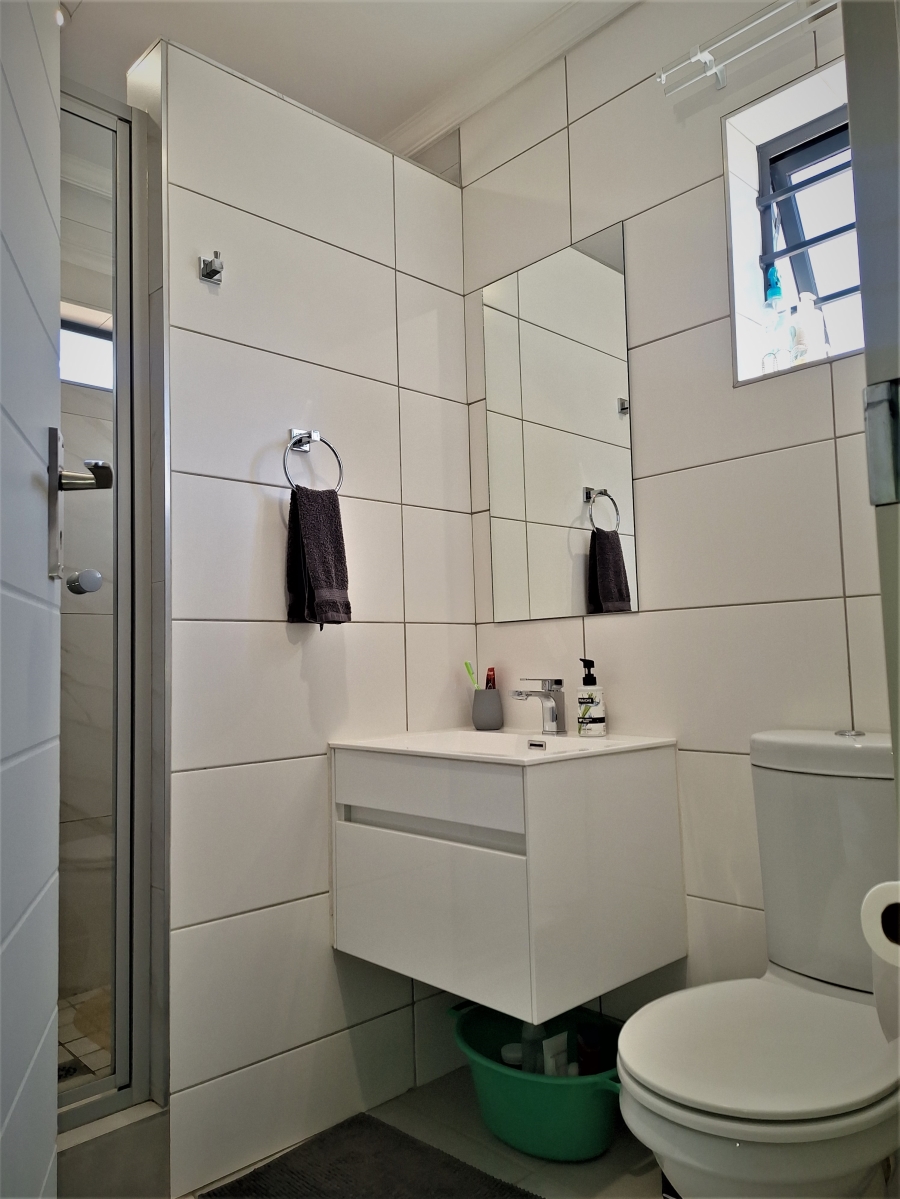 3 Bedroom Property for Sale in Lion Pride Gauteng