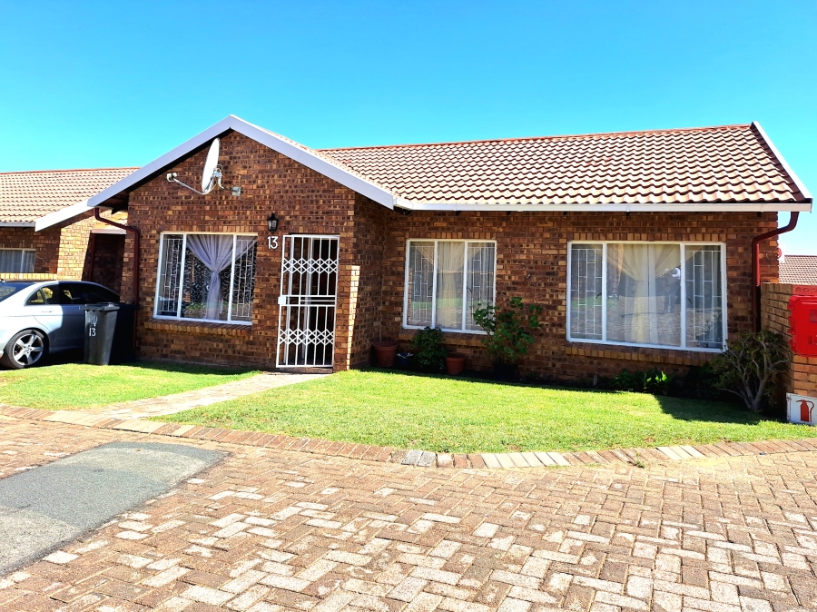 2 Bedroom Property for Sale in Groblerpark Gauteng