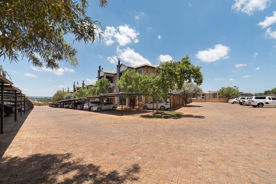 3 Bedroom Property for Sale in North Riding Gauteng