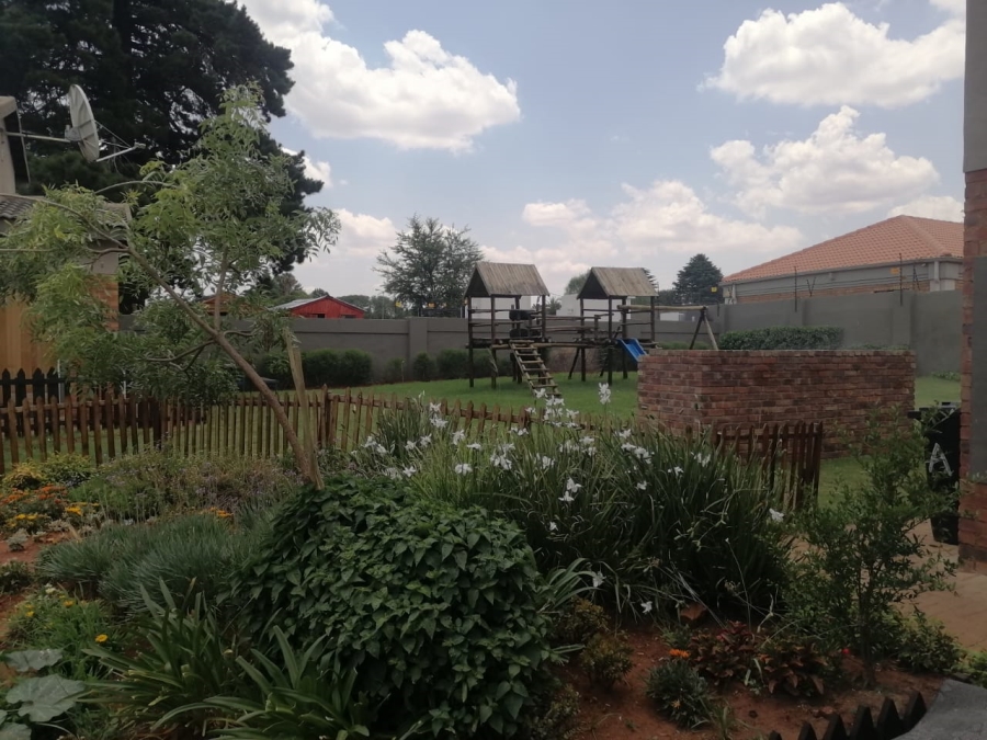 3 Bedroom Property for Sale in Kenleaf Gauteng