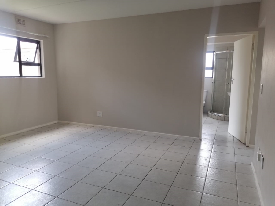 3 Bedroom Property for Sale in Kenleaf Gauteng