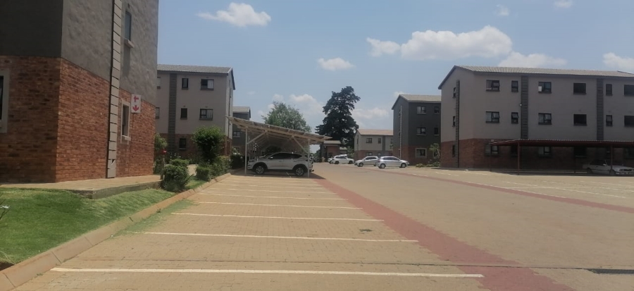 3 Bedroom Property for Sale in Kenleaf Gauteng