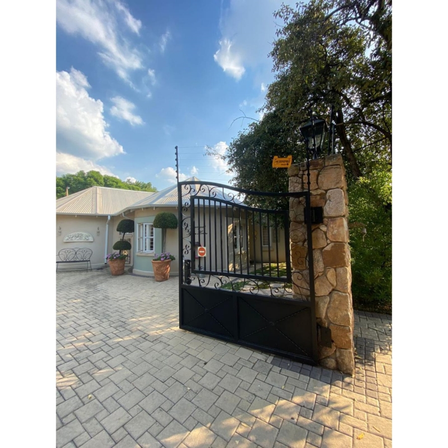 4 Bedroom Property for Sale in Vandia Grove Gauteng