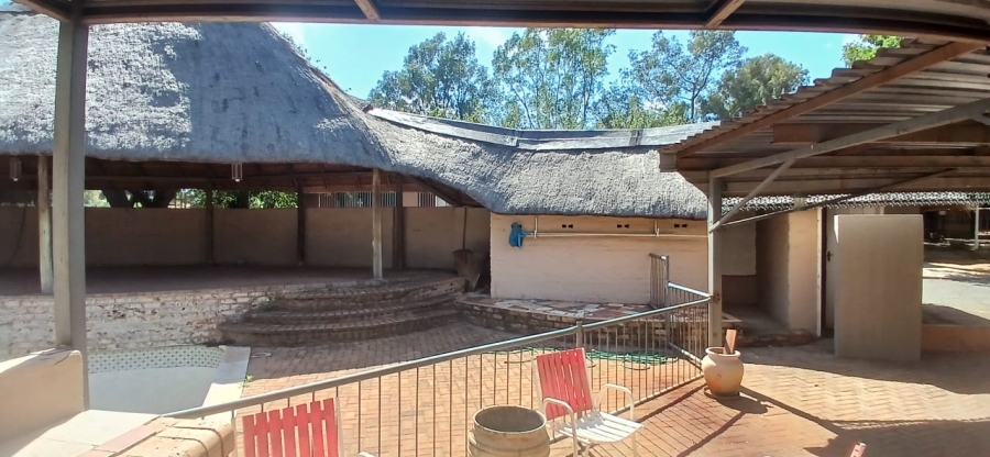 To Let 2 Bedroom Property for Rent in Wilgeheuwel Gauteng