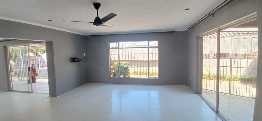 To Let 2 Bedroom Property for Rent in Wilgeheuwel Gauteng