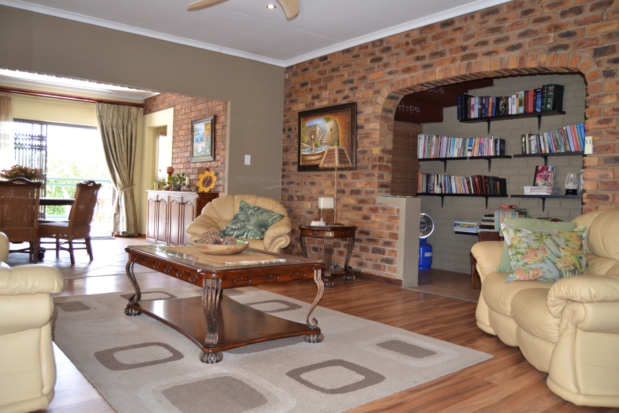 7 Bedroom Property for Sale in Helderkruin View Gauteng