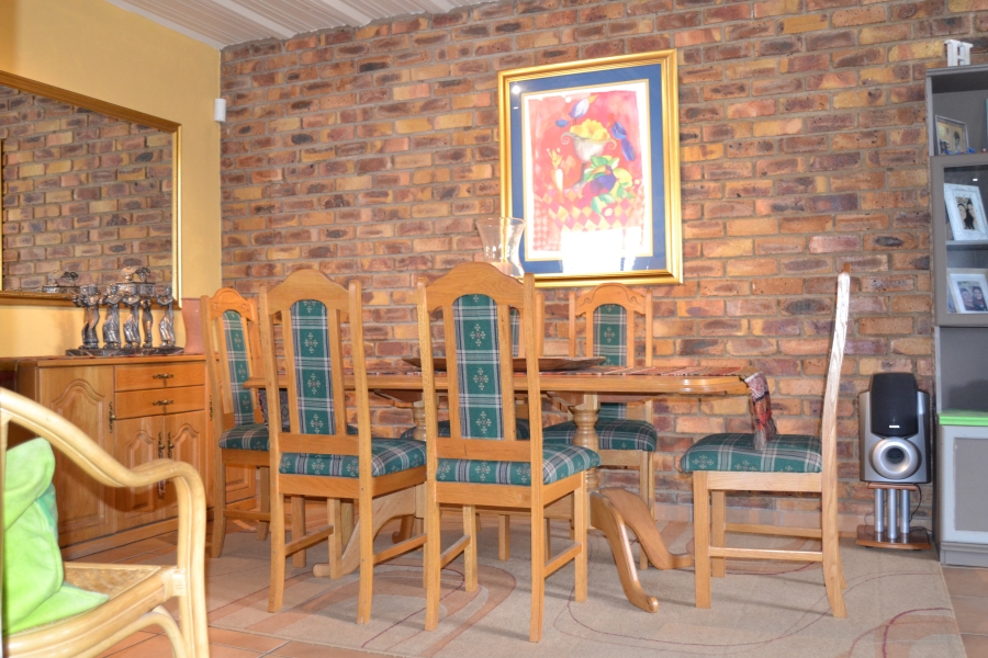 7 Bedroom Property for Sale in Helderkruin View Gauteng