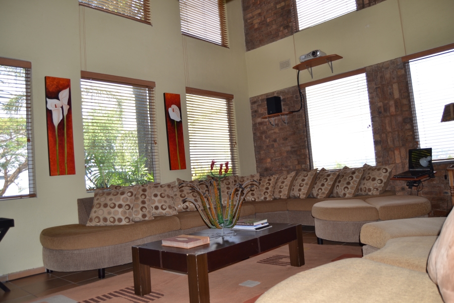 7 Bedroom Property for Sale in Helderkruin View Gauteng