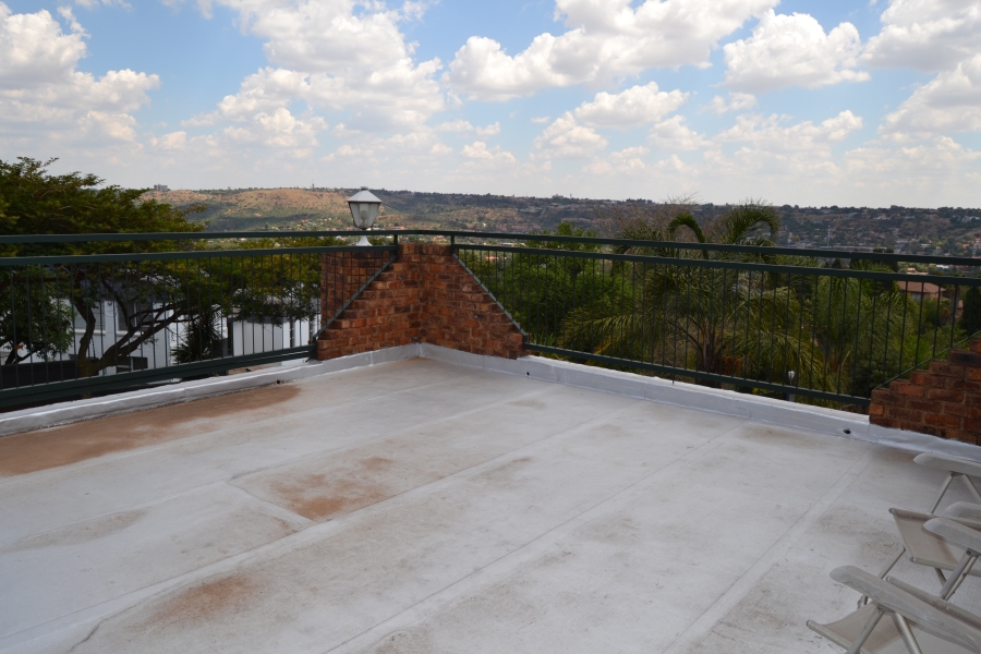 7 Bedroom Property for Sale in Helderkruin View Gauteng