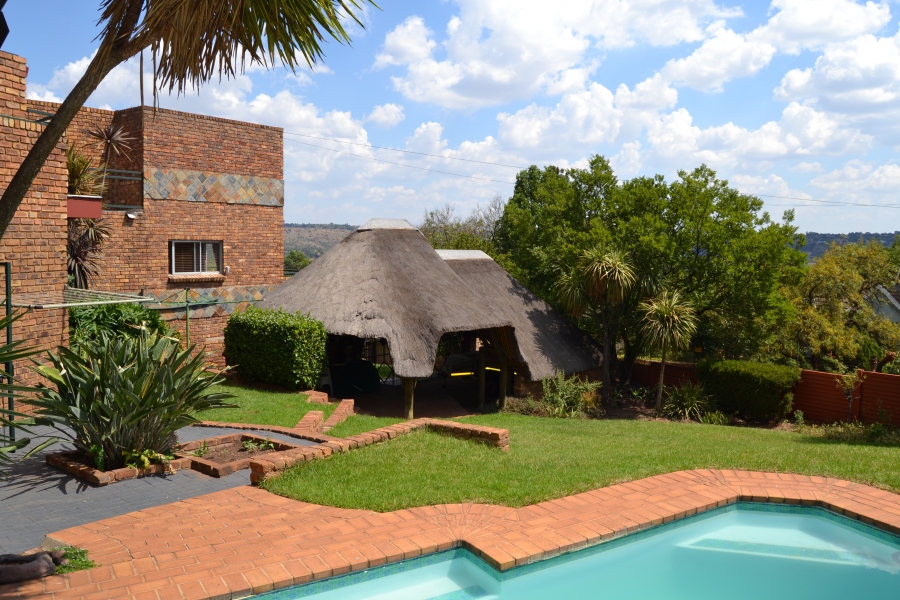 7 Bedroom Property for Sale in Helderkruin View Gauteng