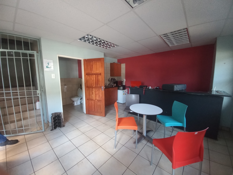 To Let commercial Property for Rent in Commercia Gauteng