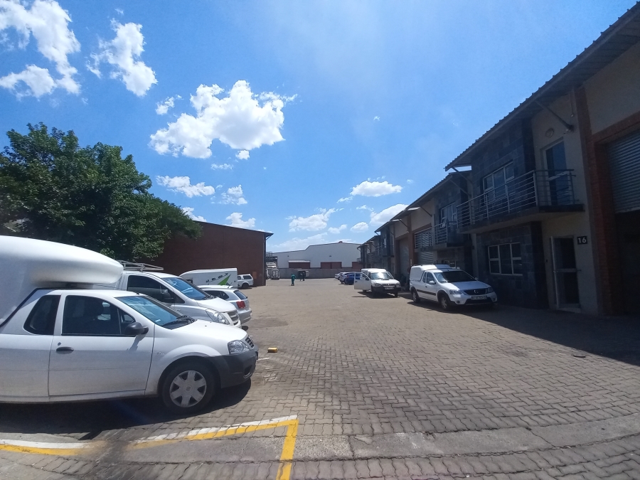 To Let commercial Property for Rent in Commercia Gauteng