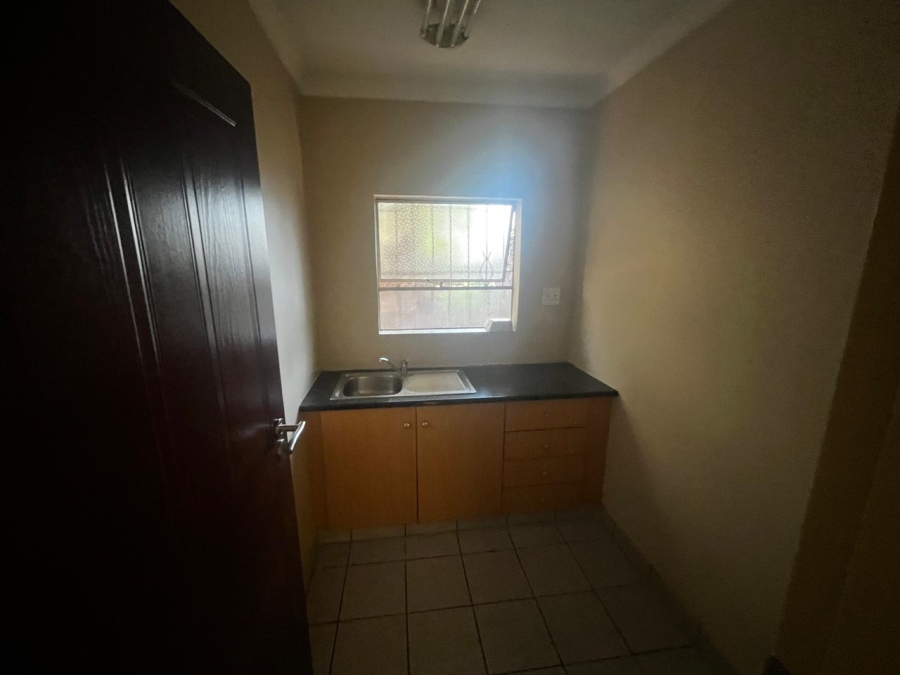 To Let commercial Property for Rent in Edenvale Central Gauteng