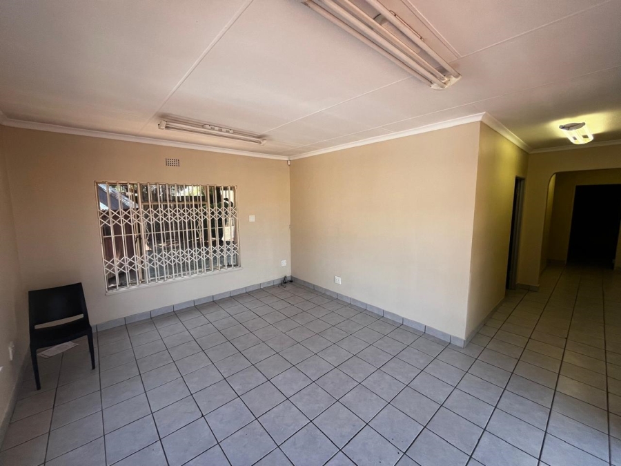 To Let commercial Property for Rent in Edenvale Central Gauteng