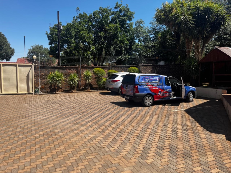 To Let commercial Property for Rent in Edenvale Central Gauteng