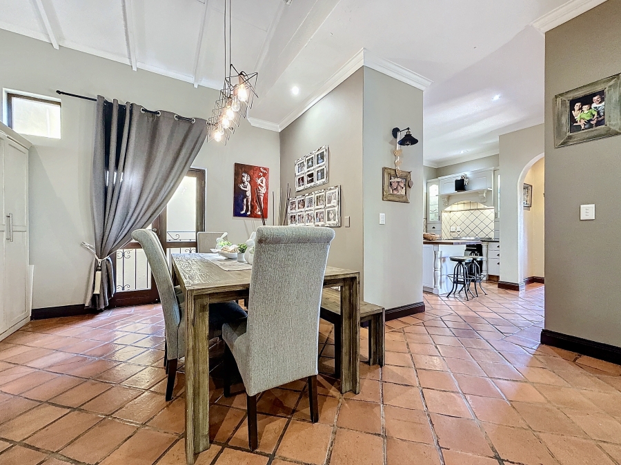 4 Bedroom Property for Sale in Mooikloof Gardens Gauteng