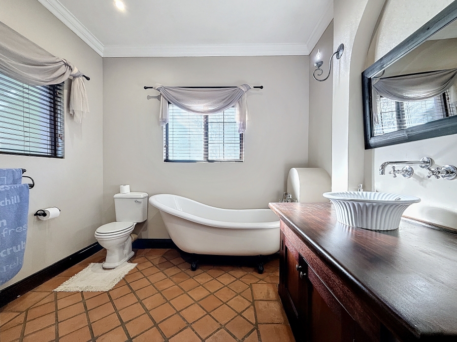 4 Bedroom Property for Sale in Mooikloof Gardens Gauteng