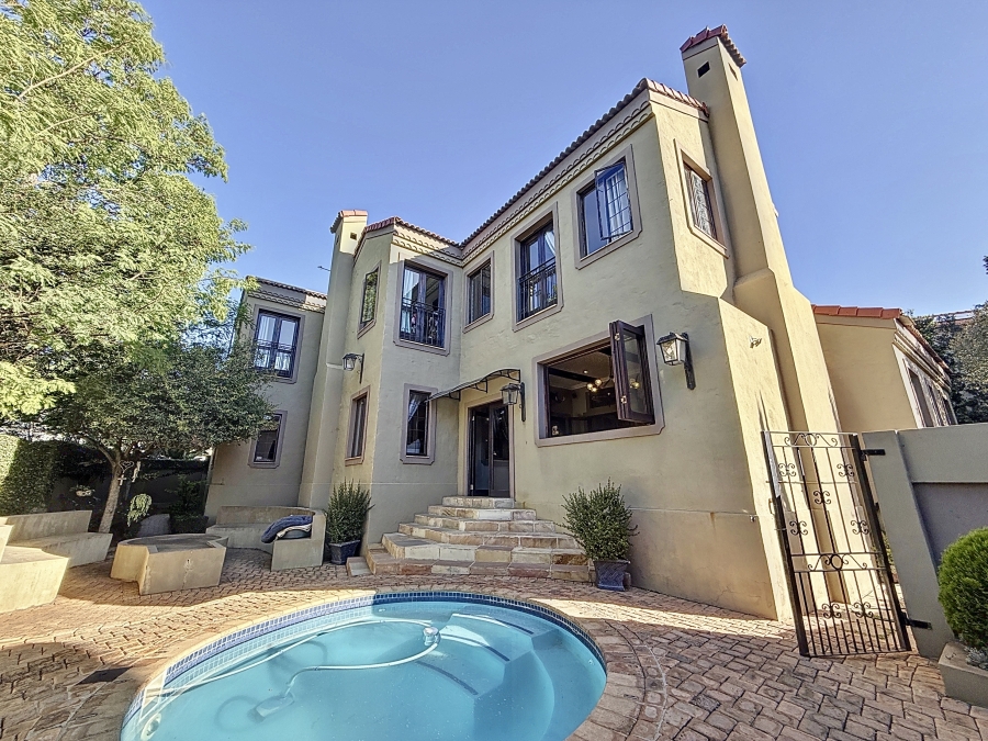 4 Bedroom Property for Sale in Mooikloof Gardens Gauteng