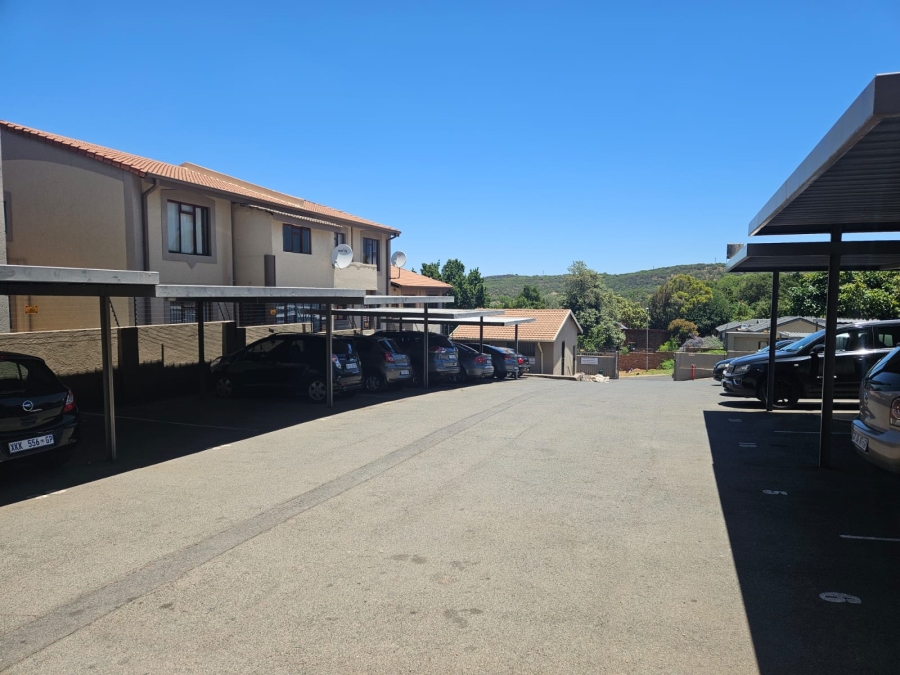 To Let 2 Bedroom Property for Rent in Mulbarton Gauteng