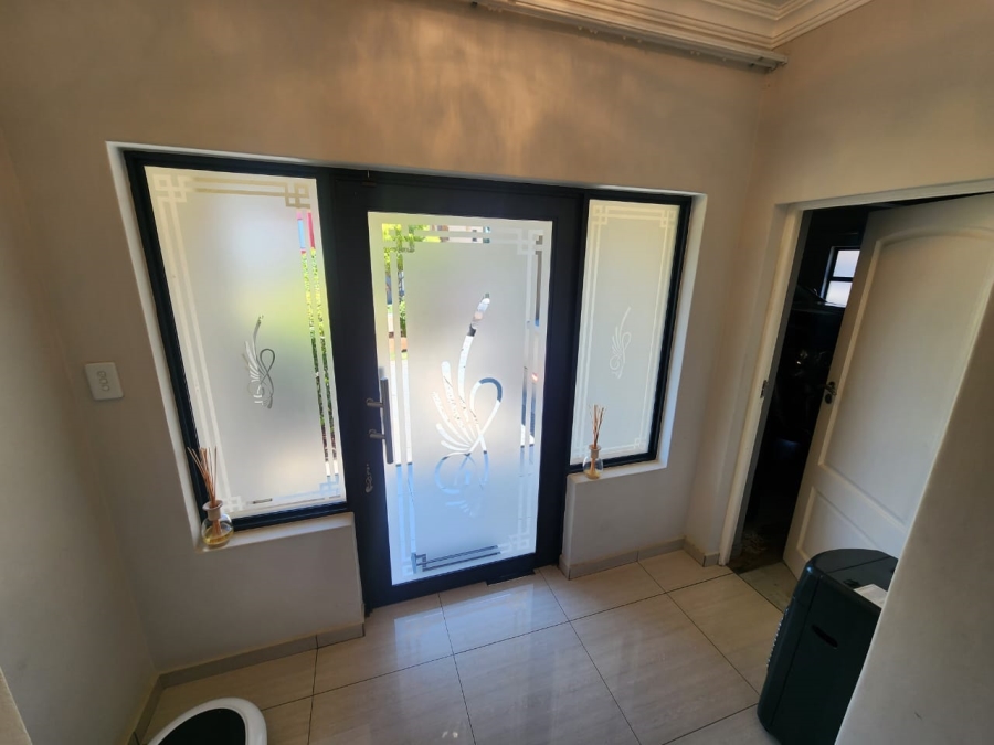 4 Bedroom Property for Sale in Magalieskruin Gauteng