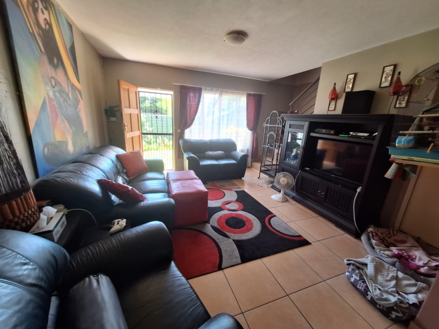 2 Bedroom Property for Sale in Sinoville Gauteng