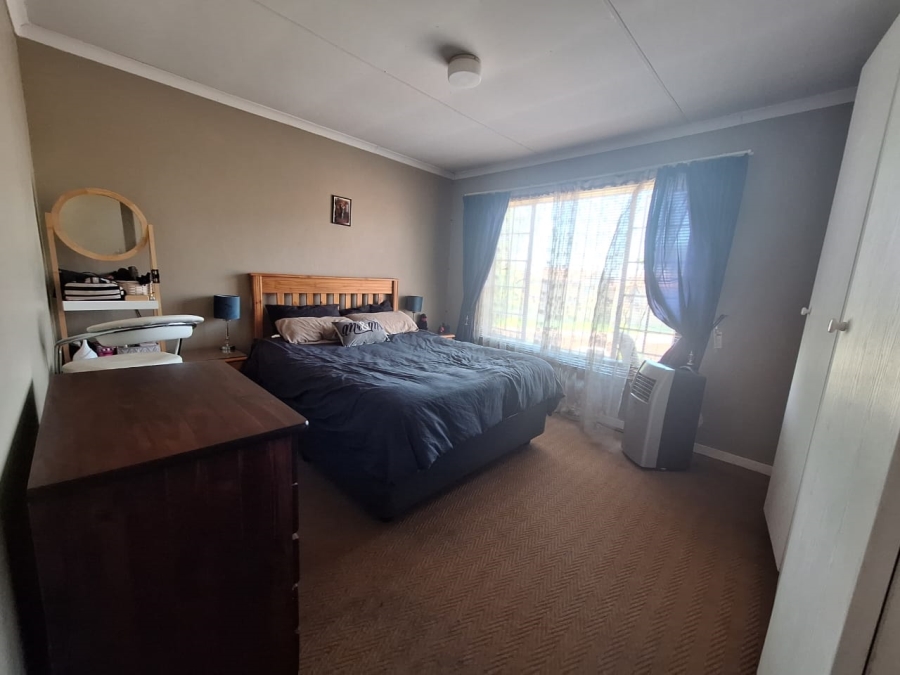 2 Bedroom Property for Sale in Sinoville Gauteng