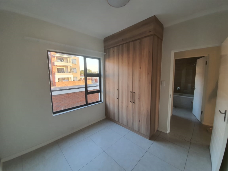 To Let 2 Bedroom Property for Rent in Golden Fields Estate Gauteng