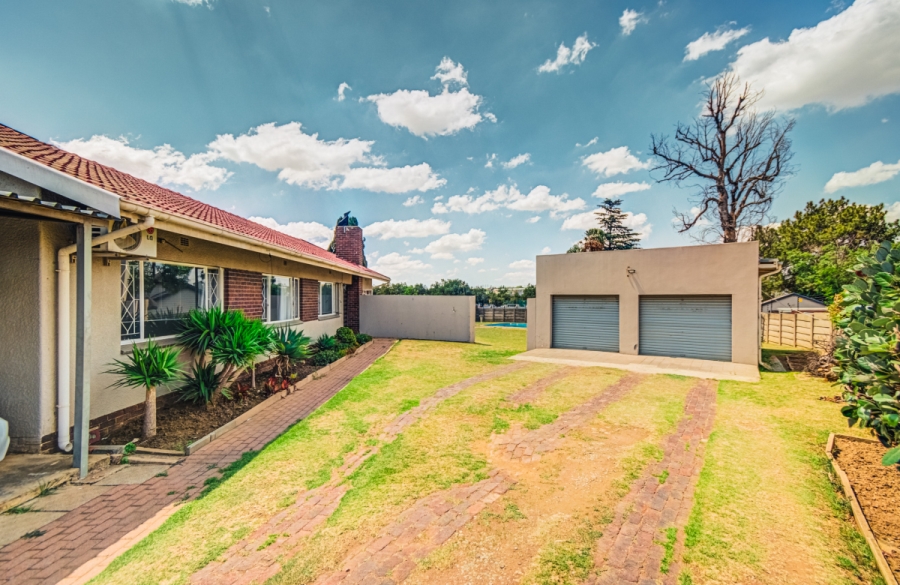 5 Bedroom Property for Sale in Eastleigh Gauteng