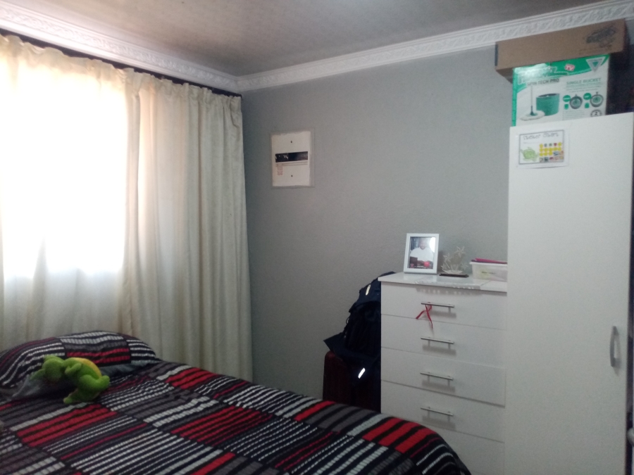 2 Bedroom Property for Sale in Tsakane Gauteng