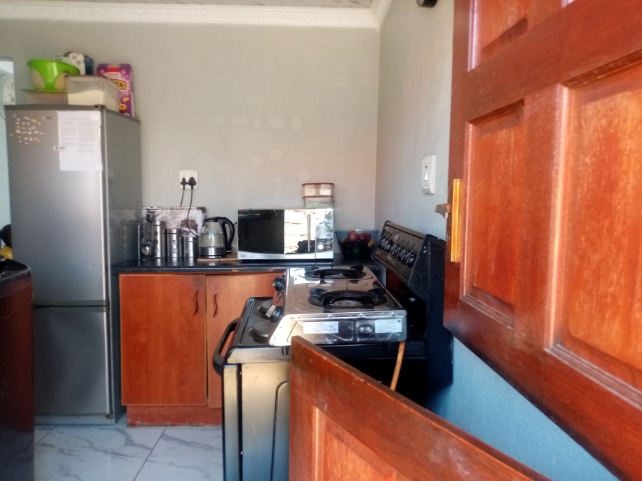 2 Bedroom Property for Sale in Tsakane Gauteng