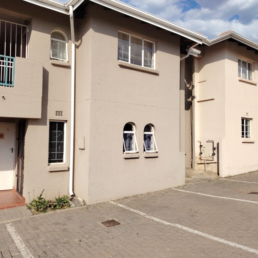 2 Bedroom Property for Sale in Vorna Valley Gauteng