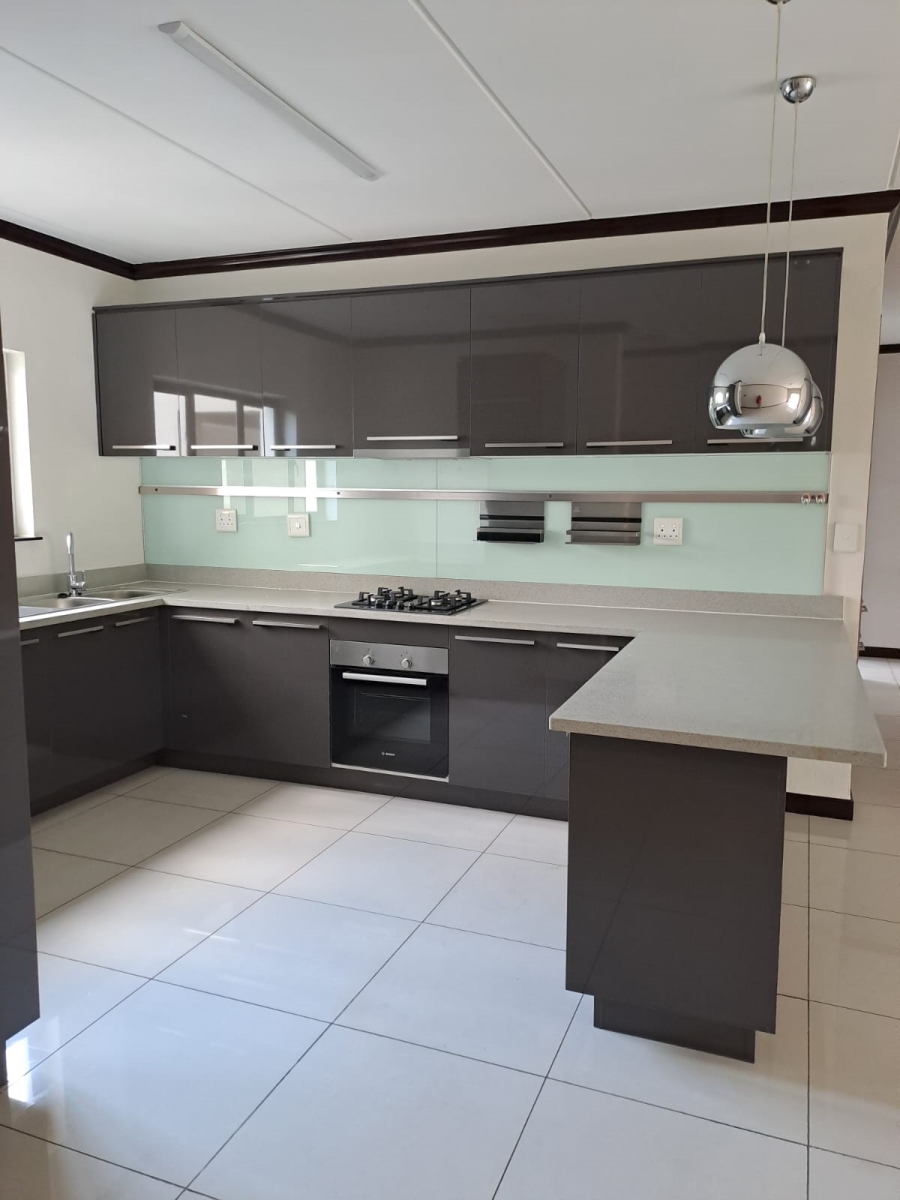 3 Bedroom Property for Sale in Carlswald Gauteng