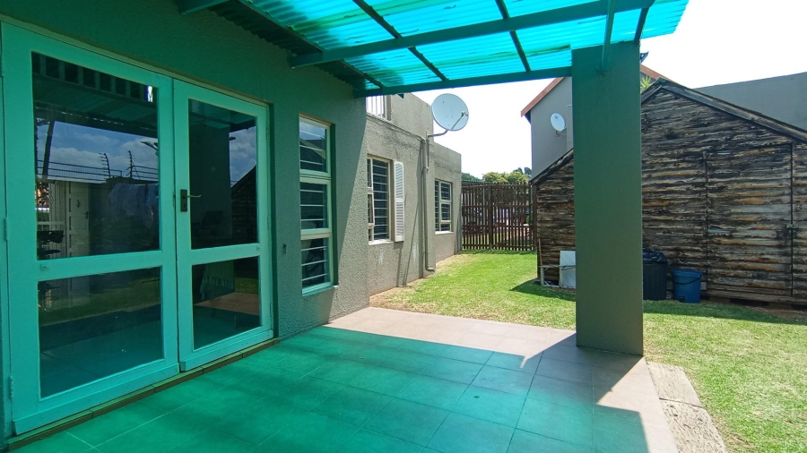 3 Bedroom Property for Sale in Weltevreden Park Gauteng