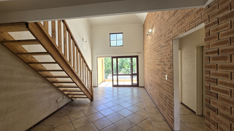 2 Bedroom Property for Sale in Sunninghill Gauteng