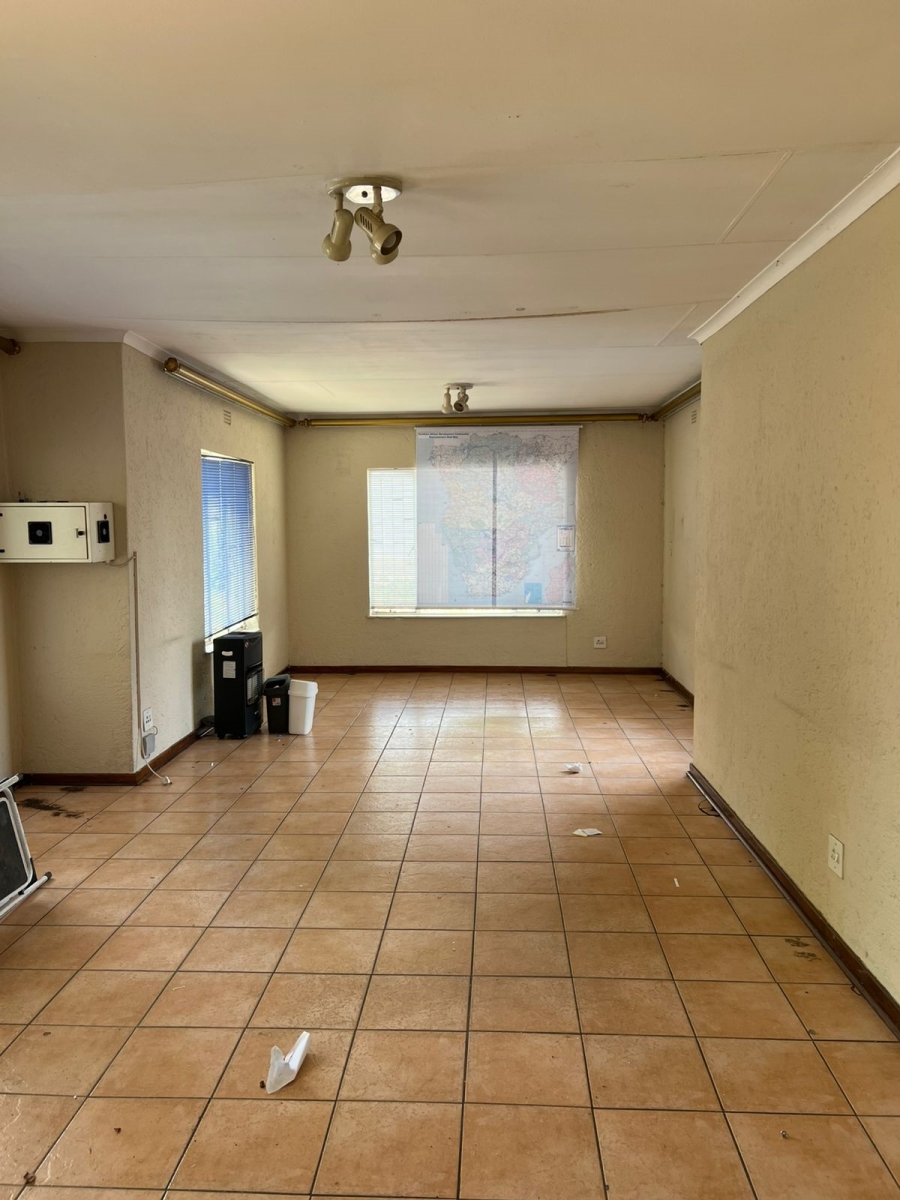 To Let 3 Bedroom Property for Rent in Buccleuch Gauteng